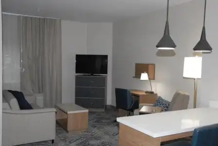 Candlewood Suites Tallahassee by IHG - 50