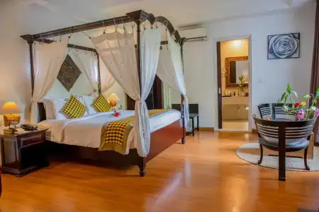 La Rose Suites - 4