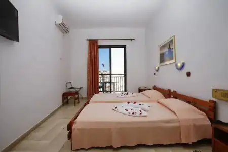 Denise Apartments - 33