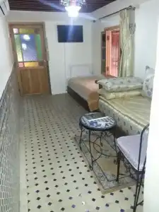 Riad Taryana - 32
