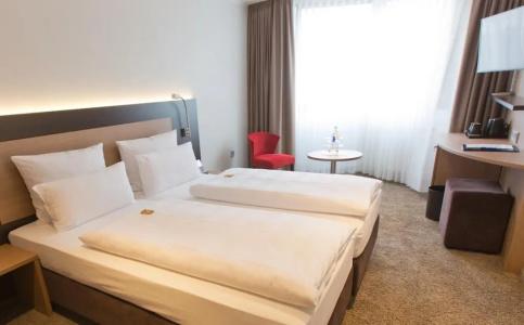 Astor & Aparthotel - 36