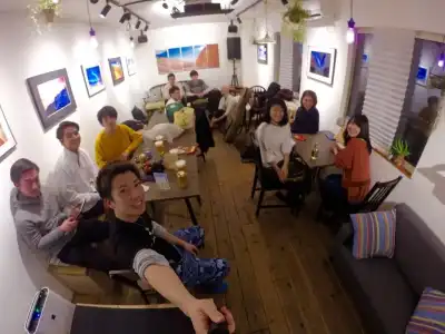 IZA Enoshima Guesthouse&Bar - Hostel - 20
