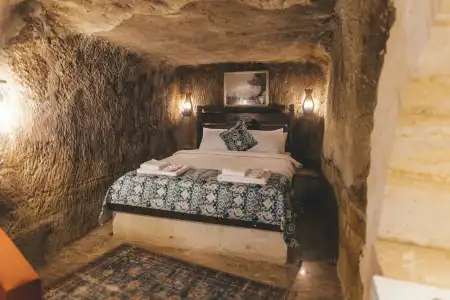Tale Cave Inn - 122