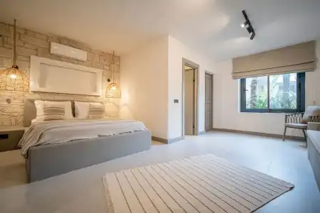 Derin Alaçatı - 70
