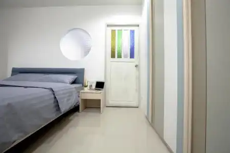 Number 4 Apartment - 28