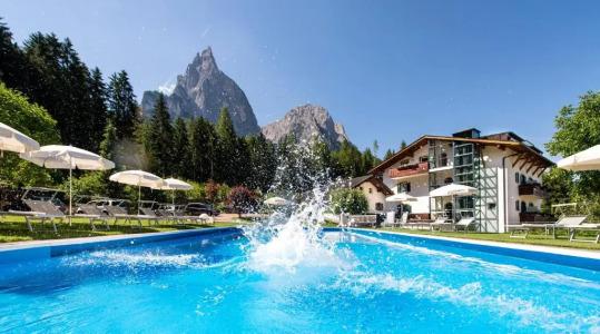 Waldrast - Forestside Living - 15