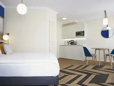 ApartAdagio Paris Porte de Versailles - 44