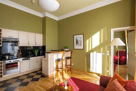 Louisa's Place - 128