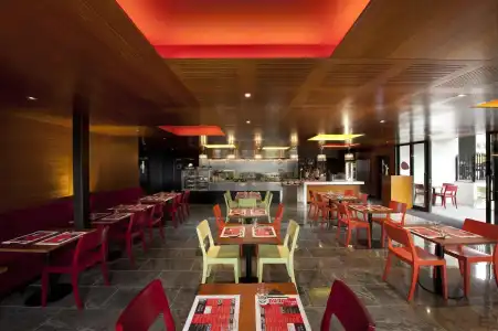 DoubleTree by Hilton Queenstown - 23