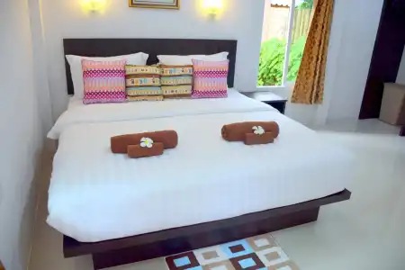 Baan Longhaad - 3