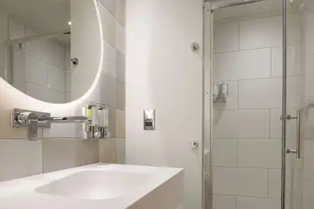 Hampton by Hilton London Waterloo - 16