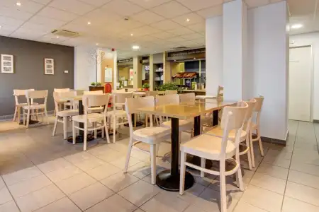 B&B Reims Centre Gare - 23