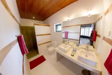Suite Lanka - 32