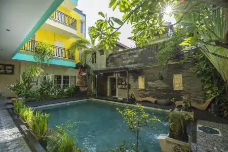 Dedy Beach Inn - 12