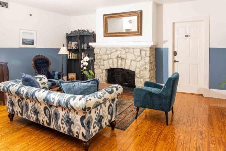 Miami River Inn By Renzzi - 49