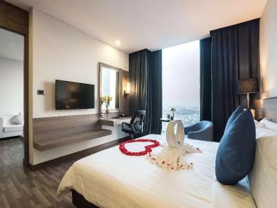 Best Western Plus Wanda Grand - 75