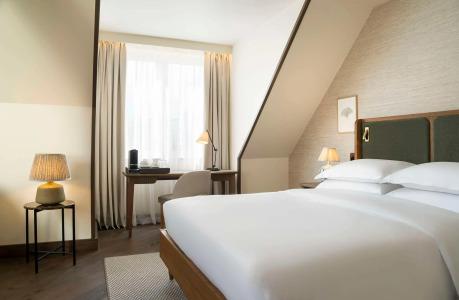 Brunfels, in the Unbound Collection by Hyatt - 3