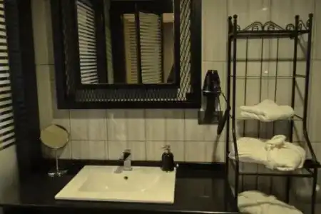 Yeni Otel - 5