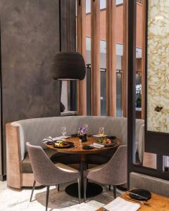Hyatt Regency Newport Beach West - 17