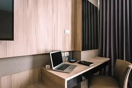 Adelphi Suites Bangkok - 178