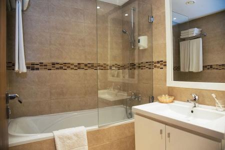 Skanes Family Resort - 8