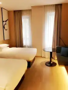 Fairfield by Marriott Shanghai Jing'an - 10