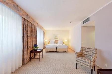 The Q - Quadro City - 121