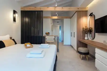 Anita Village - 325