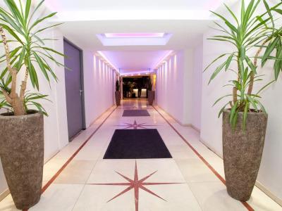 Ayun by Centro Comfort - 14