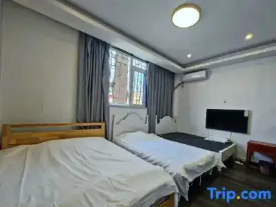 Mayfair Plaza Motel - 64