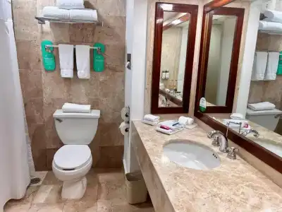 Holiday Inn Merida by IHG - 8