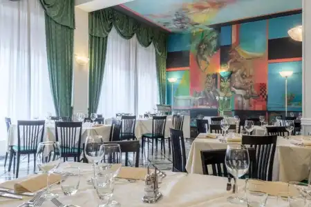 Minerva Palace - 12