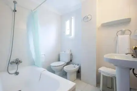 Hostal Residencia Sutimar - 9