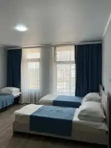 Razamlux Guest House - 2