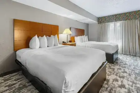 Best Western Ambassador Inn & Suites - 155