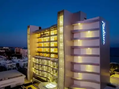 Radisson Beach Resort Larnaca - 0