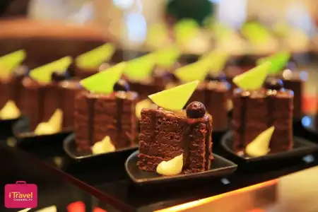 Sule Shangri-La, Yangon - 11