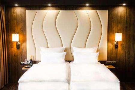 PLAZA Premium - 87