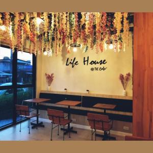 TK Residence - 36