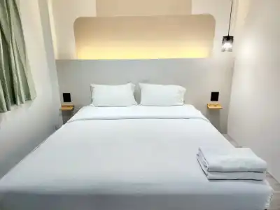 SEATEL Phuket Patong Beach - 14