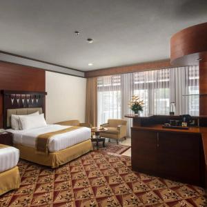 Savoy Homann - 45