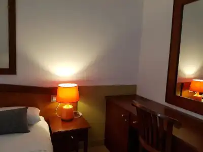 Hostal LK - 39
