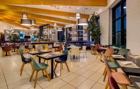 Holiday Inn Bologna Fiera - 43