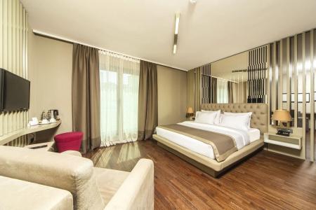 The City Suites - 30