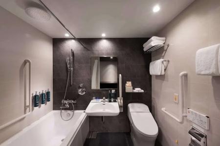 DoubleTree by Hilton Tokyo Ariake - 51