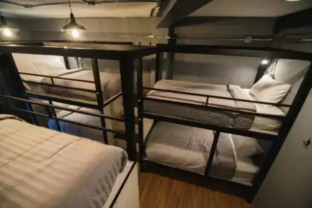 Chernchan Hostel - 14