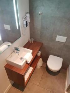 Hôtel Mary's - Caen Centre Gare Sncf - 24