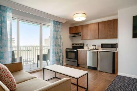 DoubleTree by Hilton Ocean City Oceanfront - 81