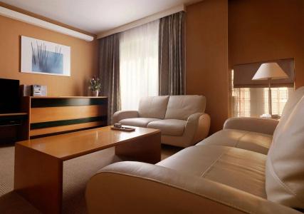 Blazer Suites - 4