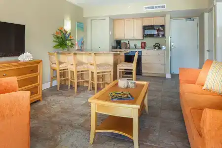 DiamondHead Beach Resort - 38